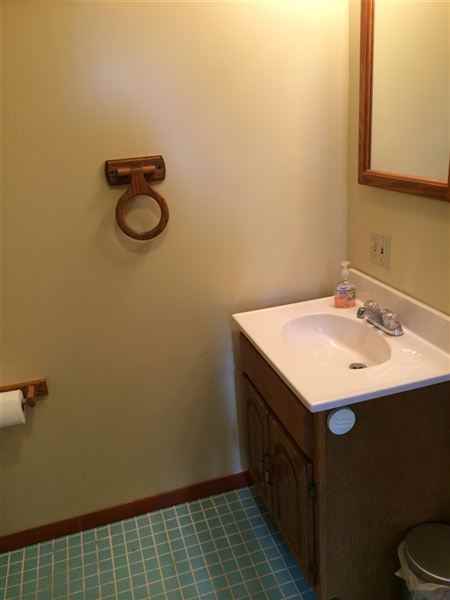 Triplehorn & Goldstream - Photo 3 of 10