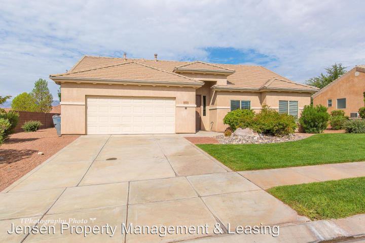 1033 N 2190 W - Photo 2 of 23