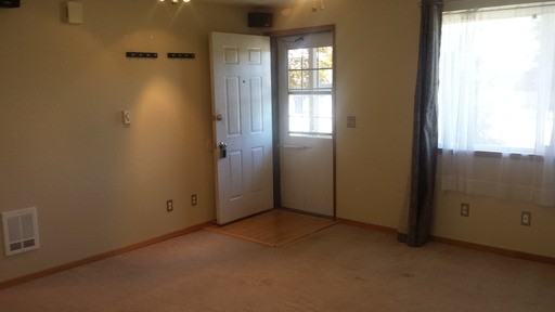 405 Johnson St - Photo 3 of 13