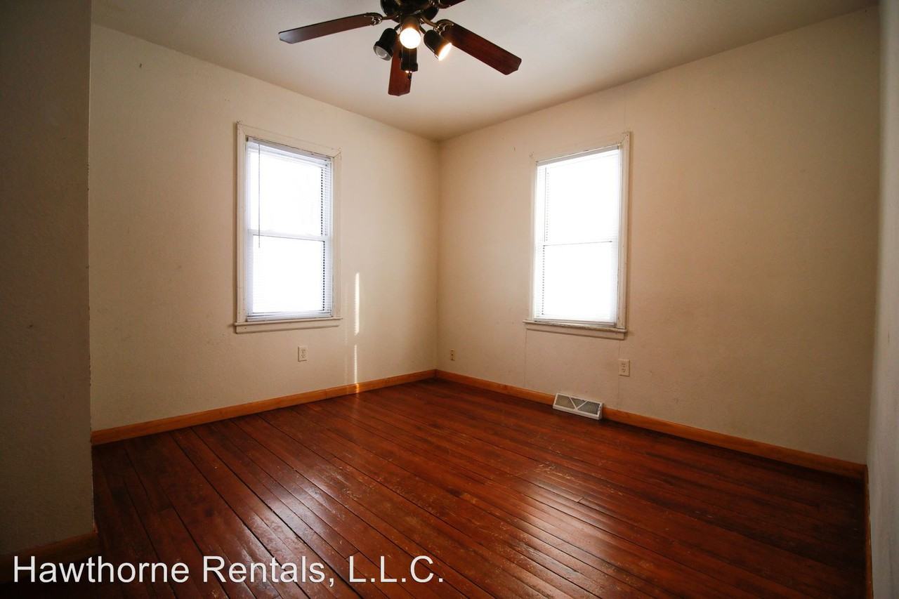 714 S View Dr - Photo 2 of 7