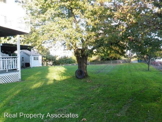 14444 56th Ave S - Photo 3 of 44
