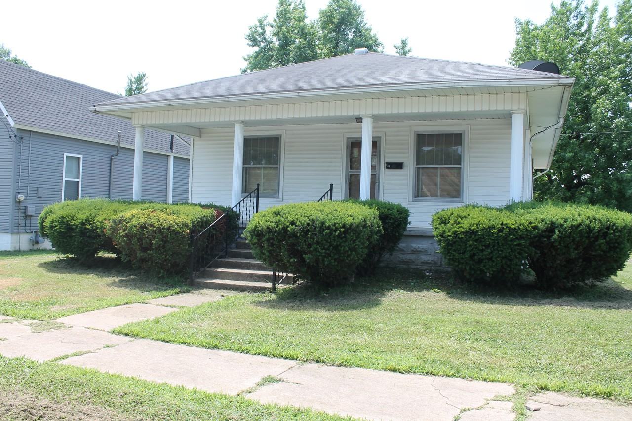 530 W Monroe St - Photo 2 of 21