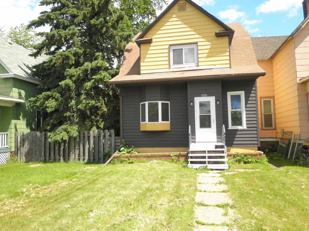 1720 Ogden Ave - Photo 2 of 20