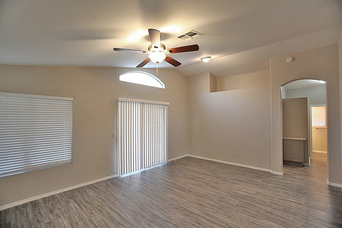 7135 W Via De Luna Dr - Photo 2 of 23