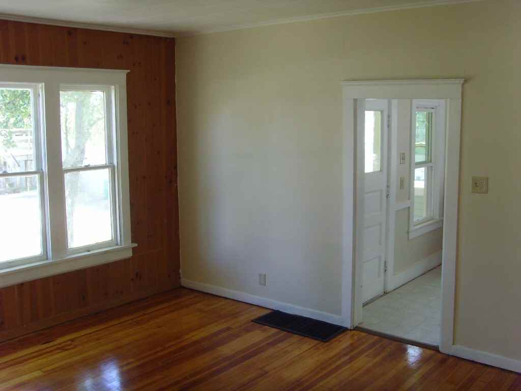 847 W Homer St - Photo 3 of 9