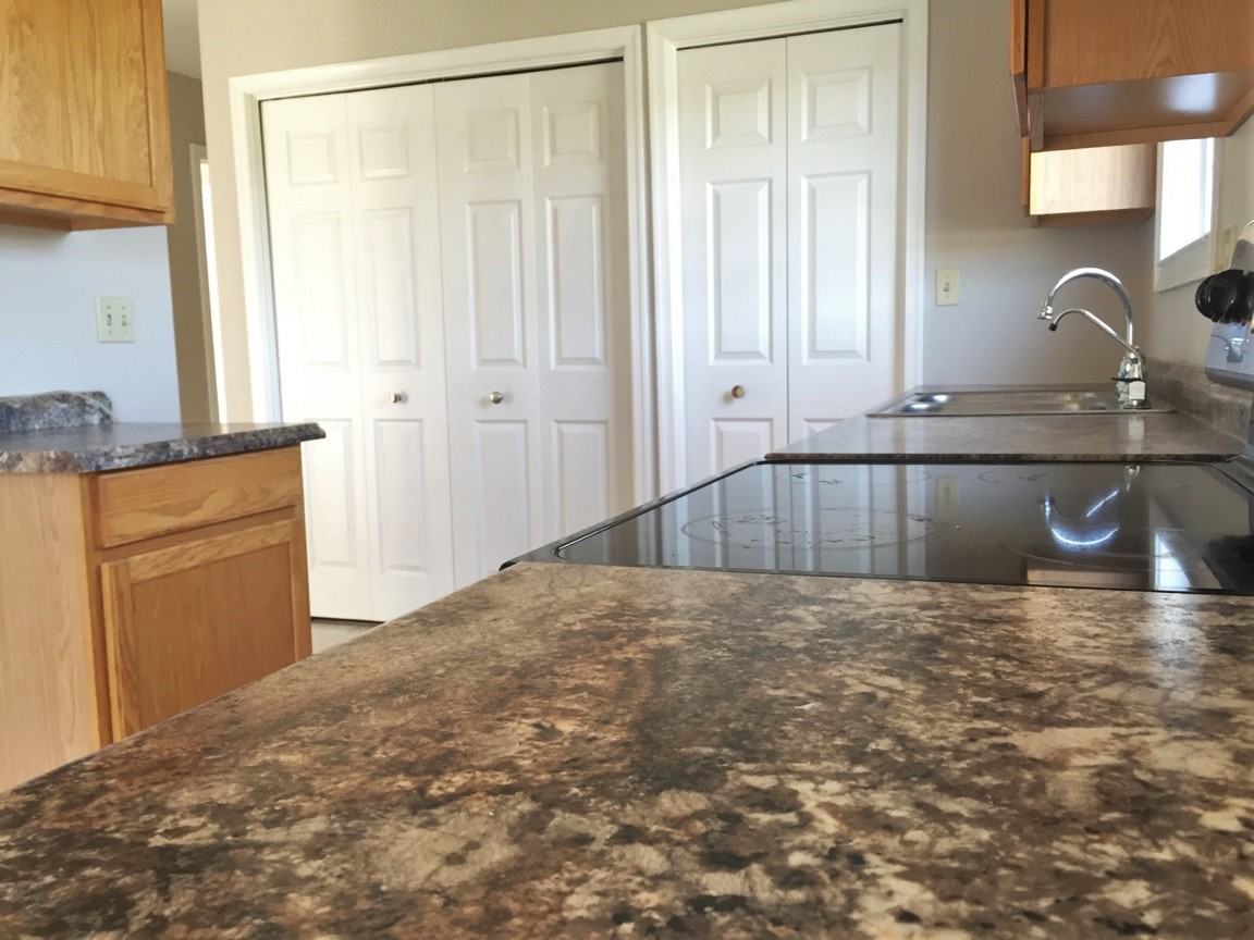 12400 Independence Ct - Photo 3 of 11