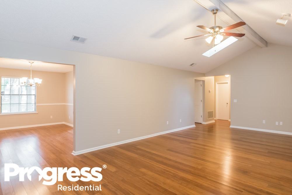 12318 Windstream Ln - Photo 2 of 16