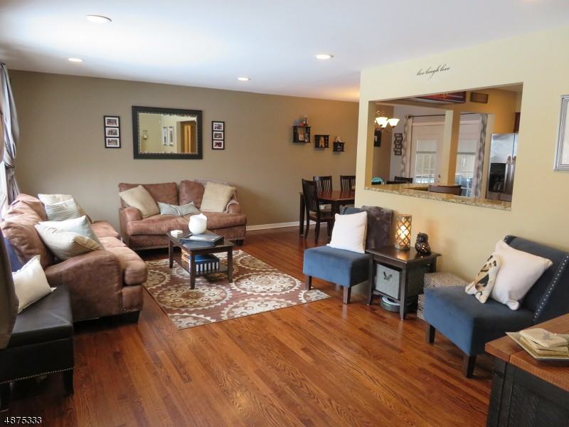1 Roanoke Ave - Photo 2 of 25