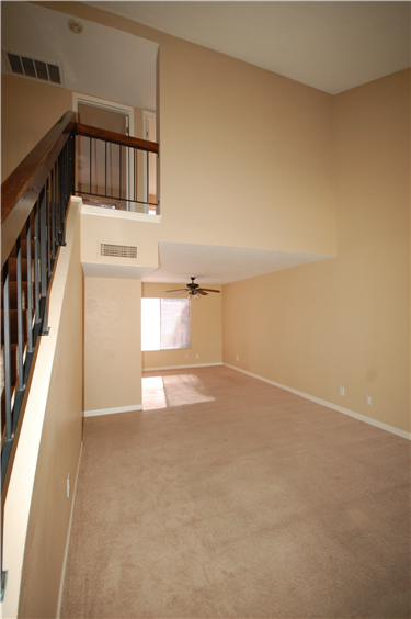 15832 N 23rd Ln - Photo 2 of 14