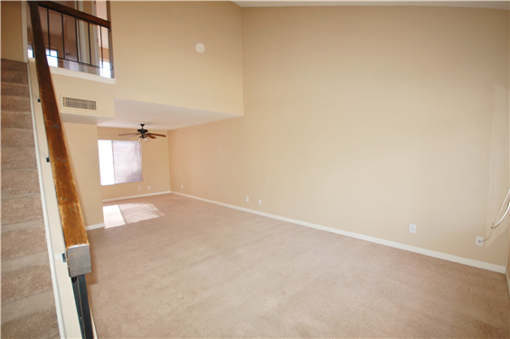 15832 N 23rd Ln - Photo 3 of 14