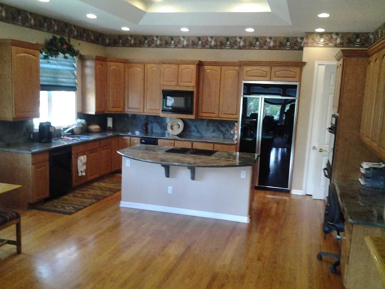 5924 S Kittredge St - Photo 2 of 12