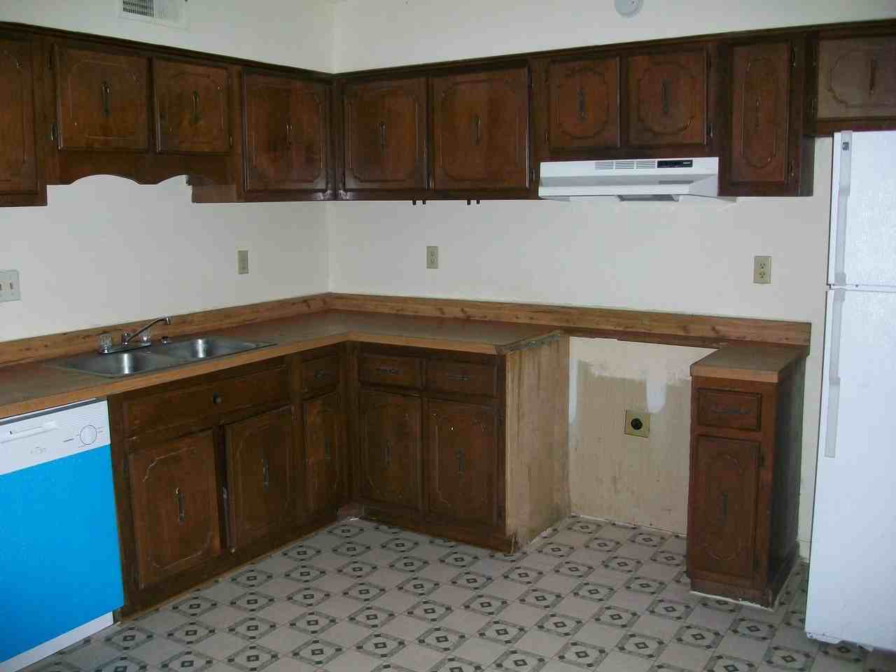 4433 Castle Heights Dr - Photo 3 of 5