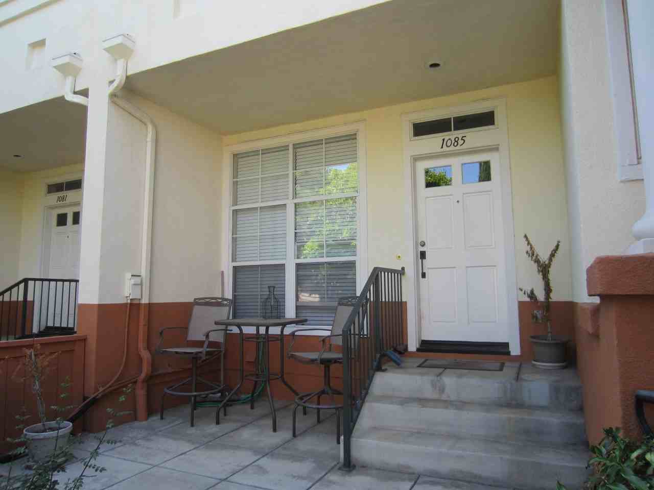 1085 S San Marino Way - Photo 2 of 13