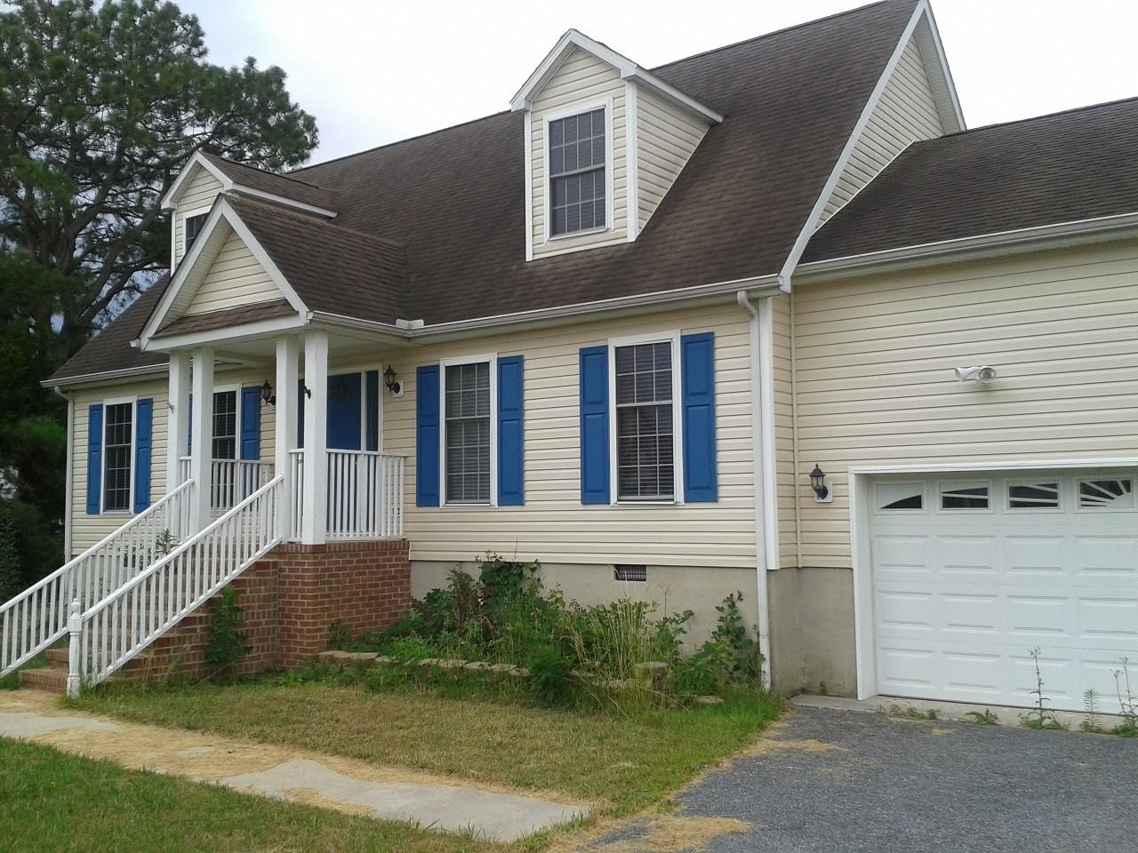 12220 Snug Harbor Rd - Photo 2 of 5