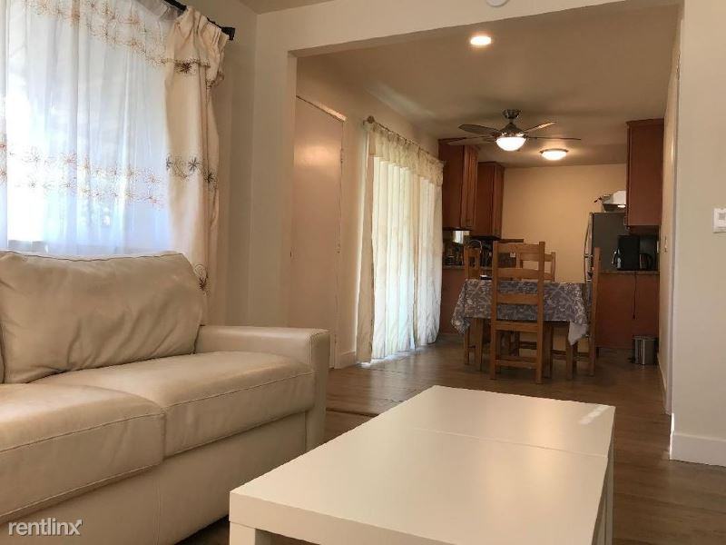 1600 Stockton St - Photo 2 of 10