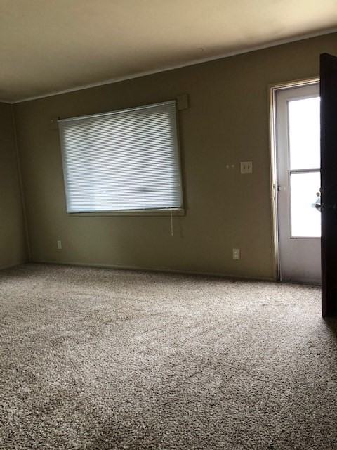 2309 Westbrook Dr - Photo 2 of 17