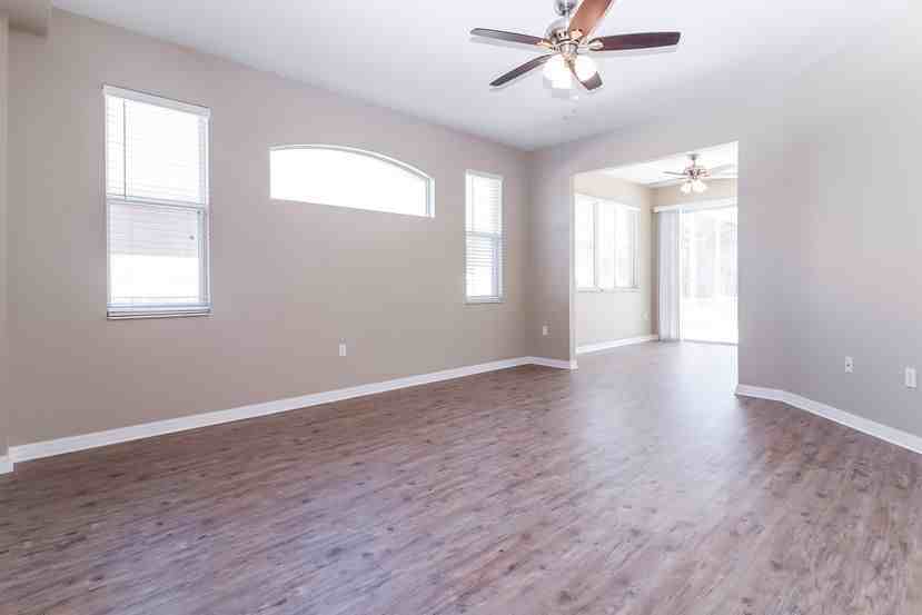 7136 Lake Eaglebrooke Way - Photo 3 of 16