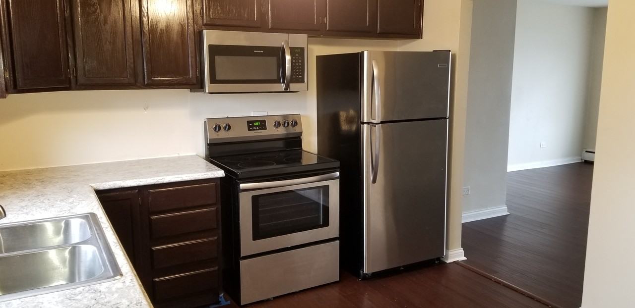 3903 Warren Ave #B6 - Photo 2 of 14