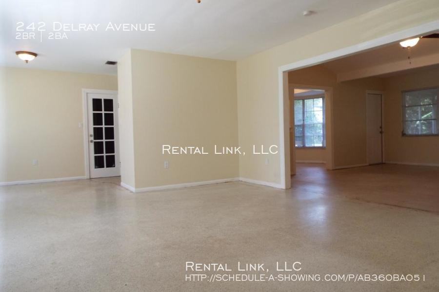 242 Delray Ave - Photo 3 of 22