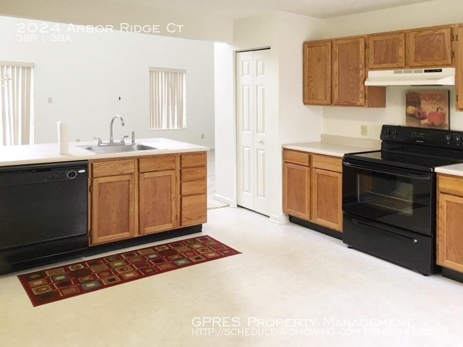 2024 Arbor Ridge Ct - Photo 2 of 10