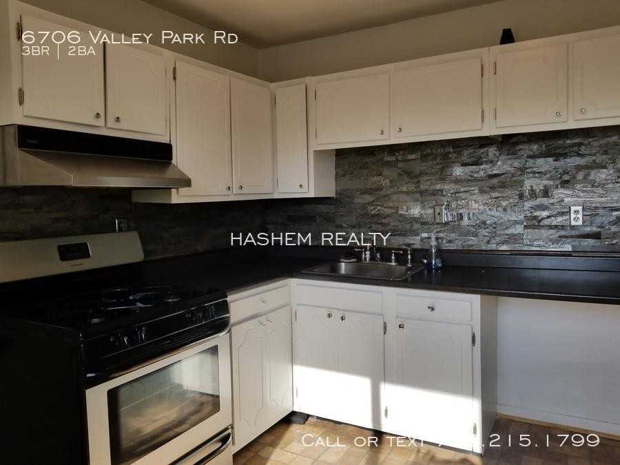 6706 Valley Park Rd - Photo 3 of 17