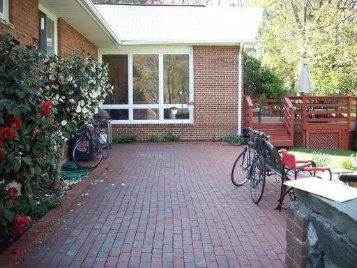 6104 Yellowstone Dr - Photo 3 of 5