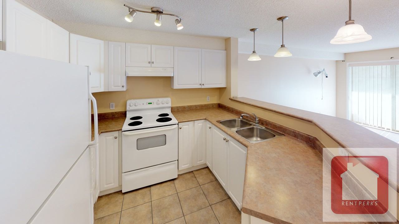 8810 Royal Oak Way Northwest - Photo 3 of 8