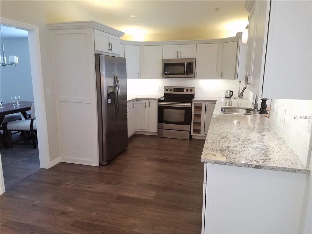 8180 Hopewell Ct - Photo 3 of 11