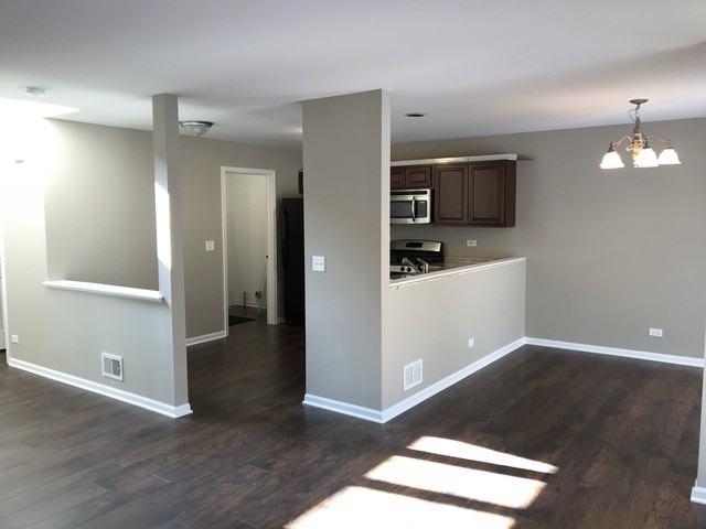 2286 Woodside Dr - Photo 2 of 8
