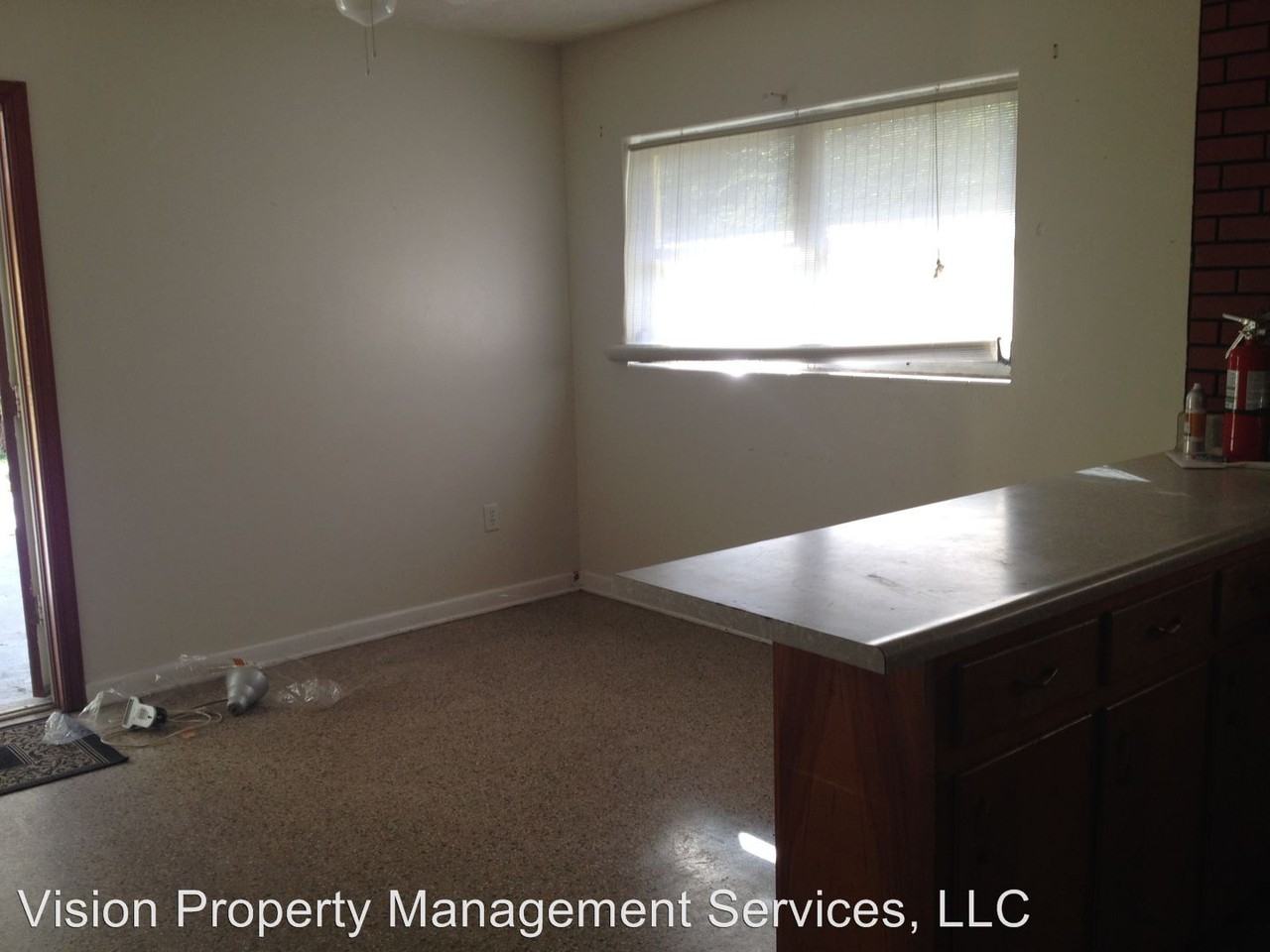 4102 NW 21st Terrace - Photo 3 of 5