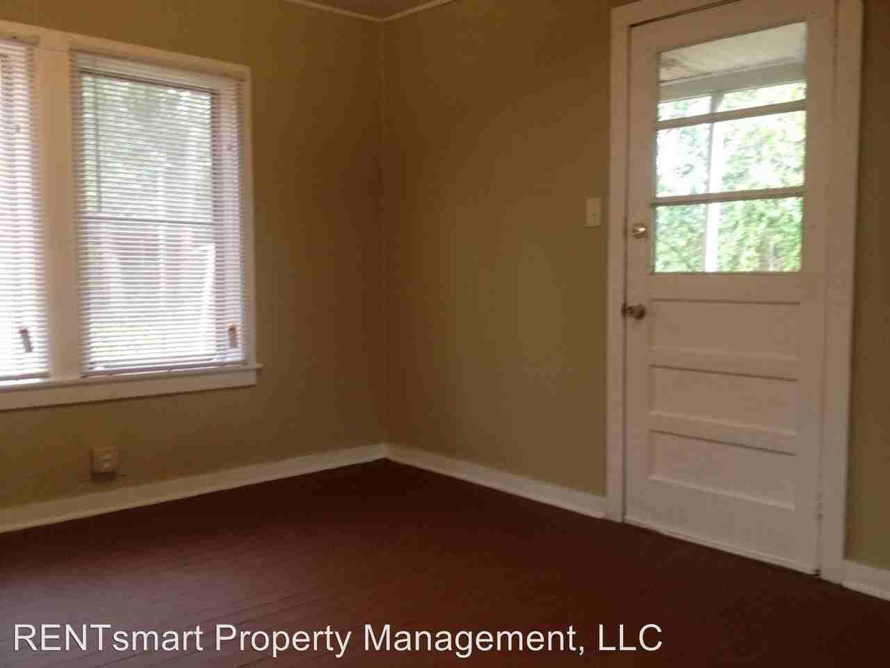 1429 25th St - Photo 2 of 7