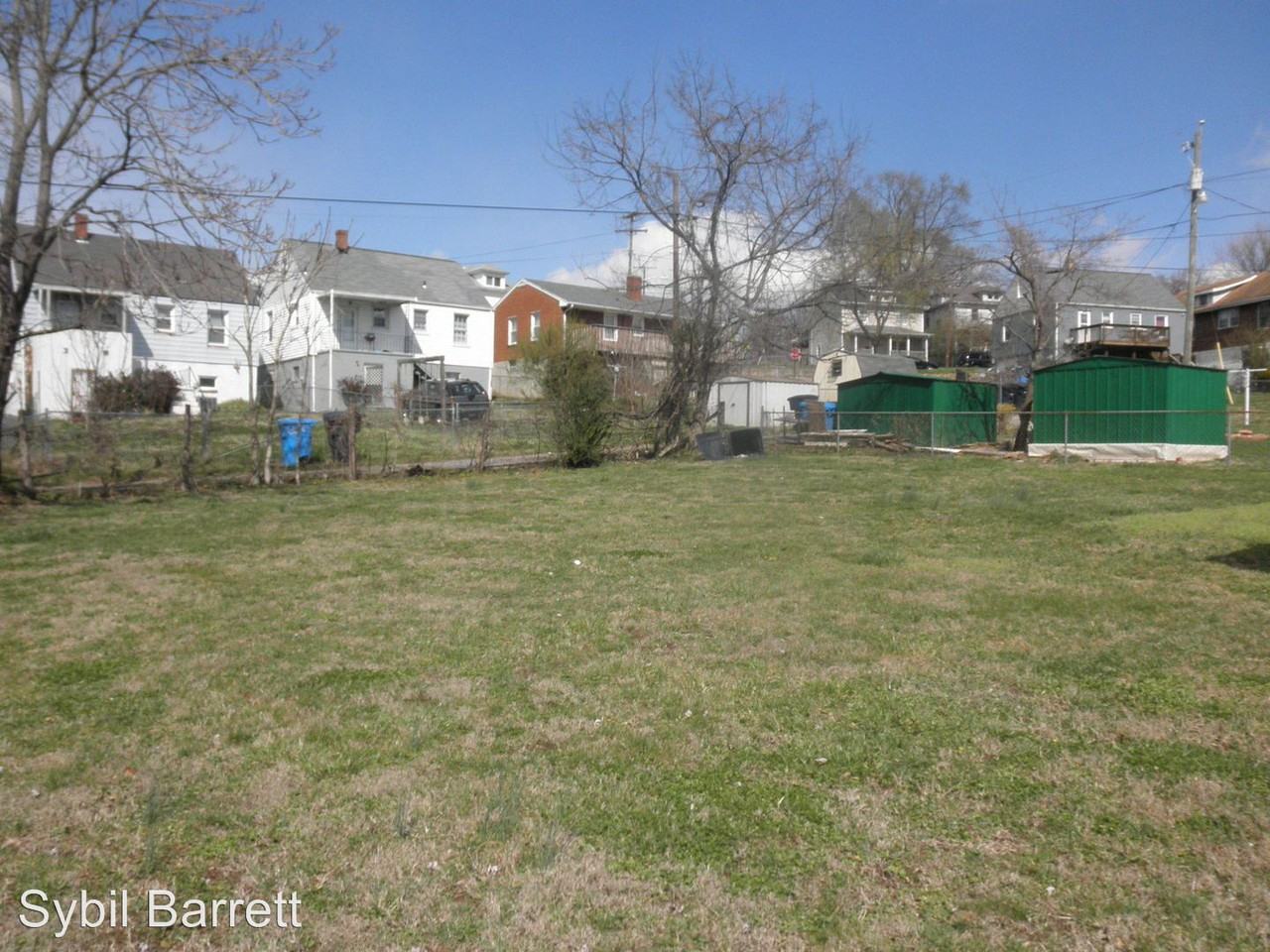 946 Morgan Ave SE - Photo 3 of 18
