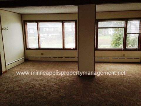 1555 Carroll Ave - Photo 3 of 12