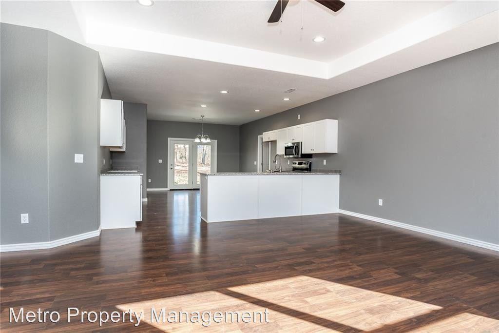 18 Kilsyth Dr - Photo 3 of 21