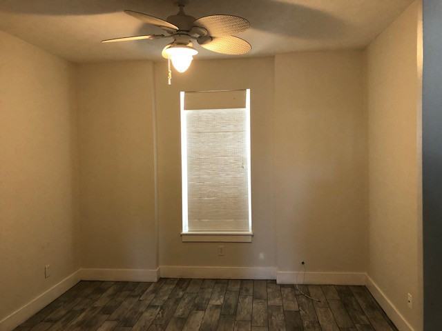 5612 Beach Dr - Photo 2 of 14