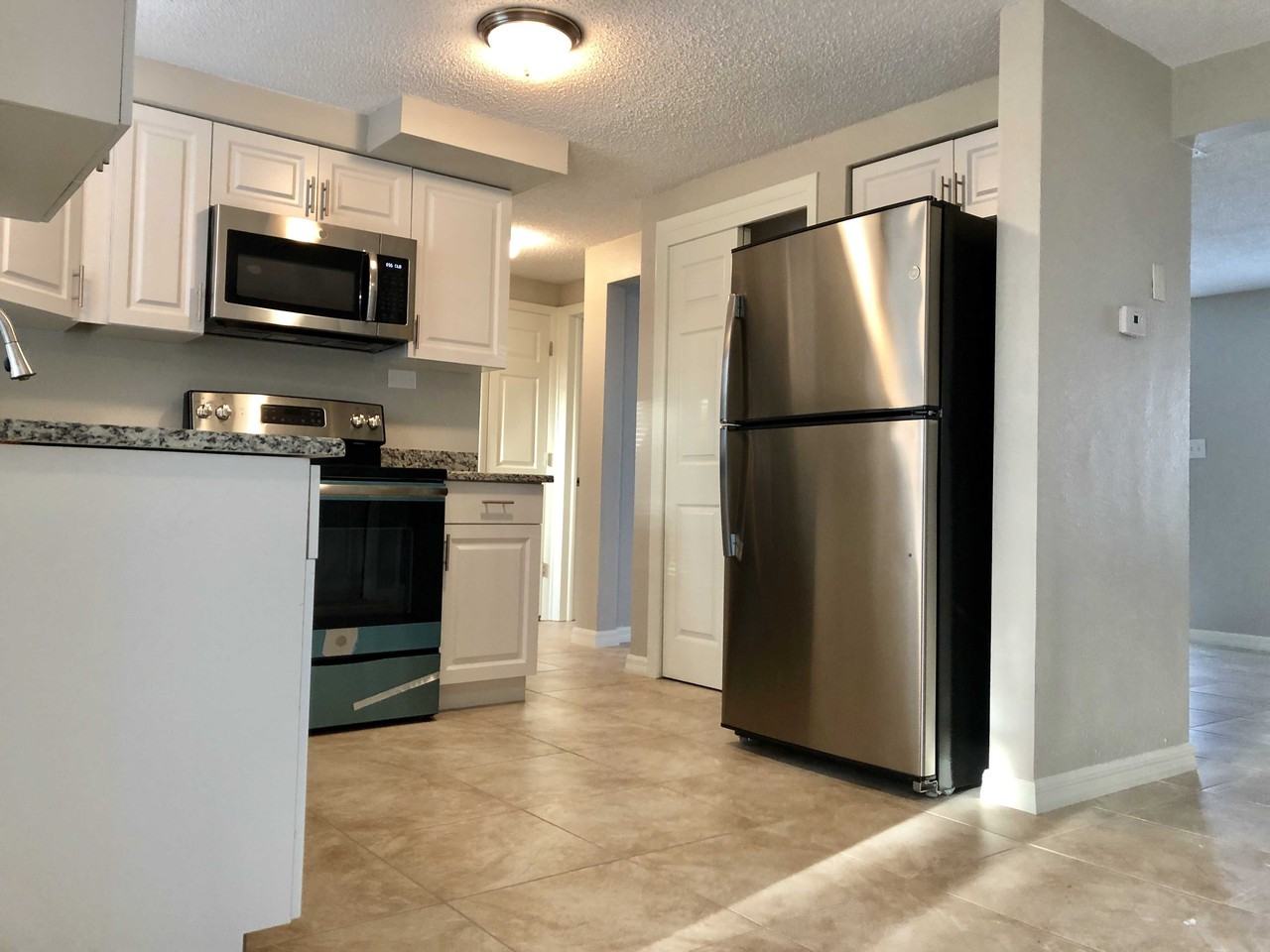 3535 Latimer St - Photo 3 of 15