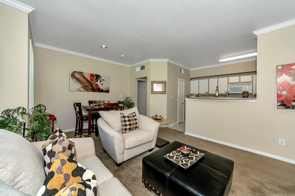 Saddle Brook - Photo 7 of 49