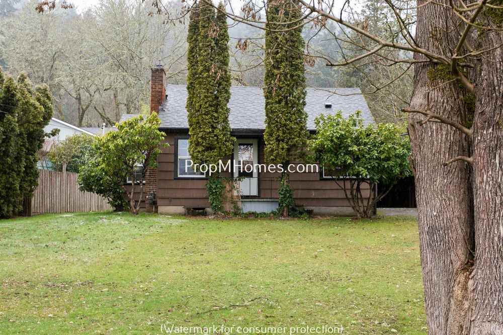 19595 View Dr - Photo 2 of 24