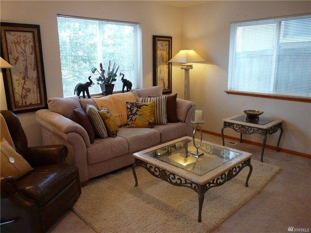 5729 Circle Bluff Drive - 1 - Photo 3 of 8