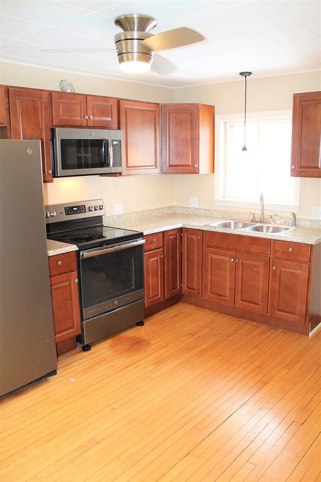 57 Union St - Photo 3 of 13