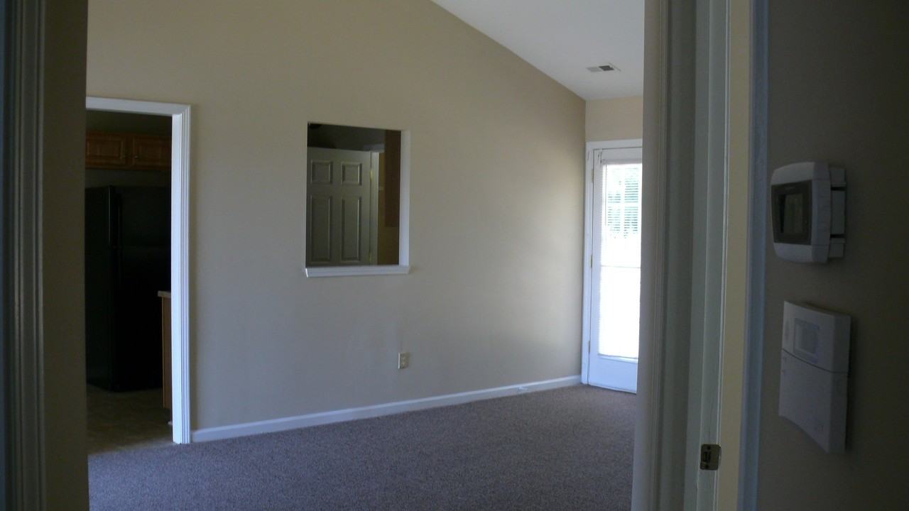 633 Mistral Way - Photo 3 of 7