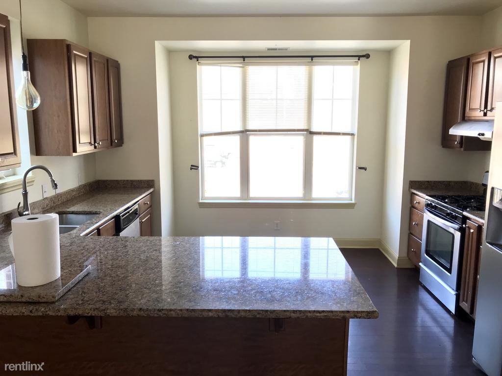 2506 Wylie Ave - Photo 3 of 16