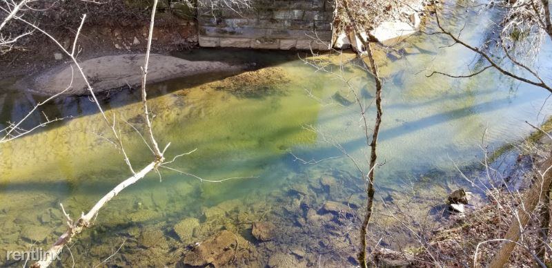 28 Antietam Dr - Photo 2 of 20