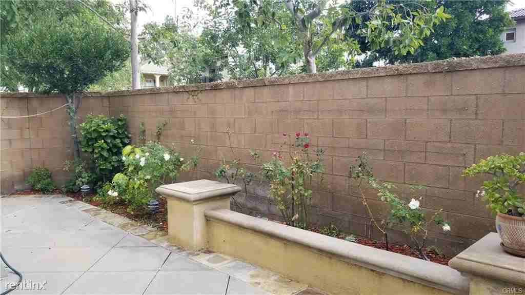 26 Daffodil - Photo 3 of 7