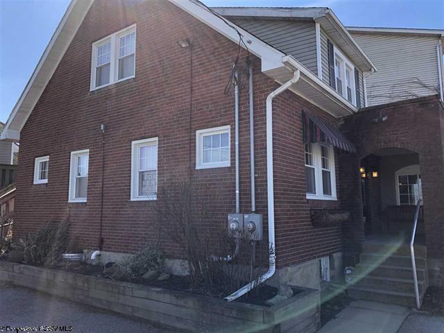 268 Wildwood St - Photo 2 of 11