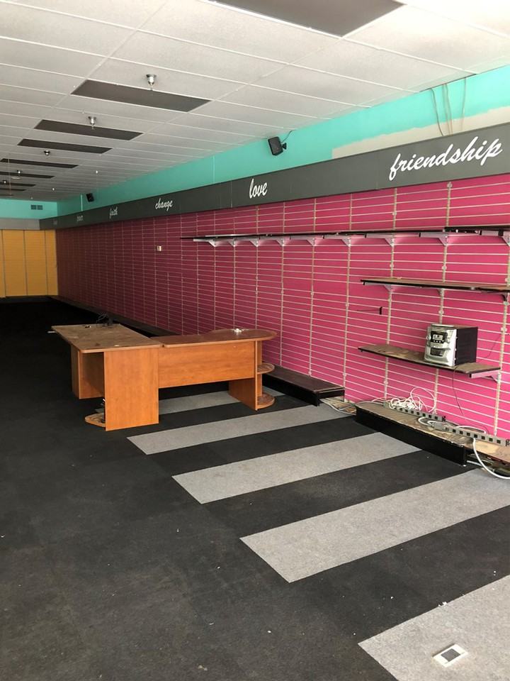 3612 Rhodes Ave - Photo 3 of 6