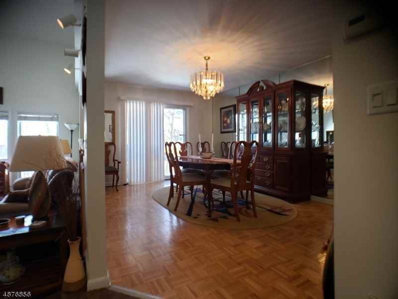 24 Woodland Dr - Photo 3 of 19