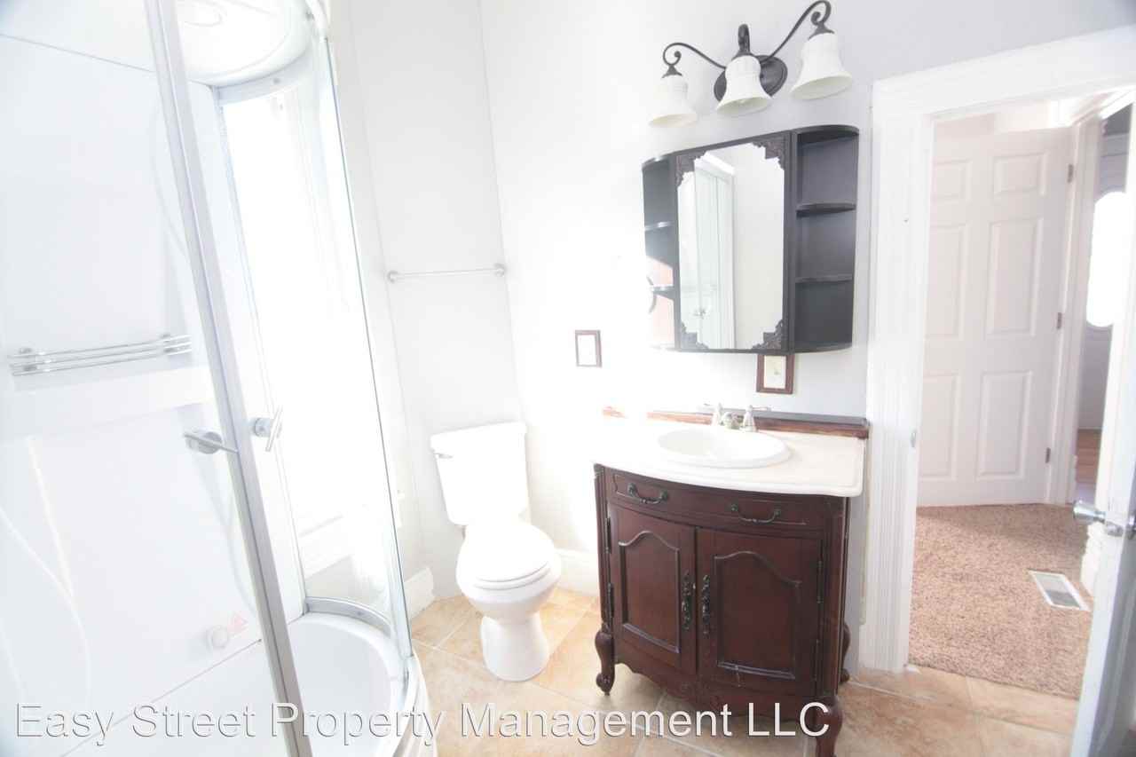 1218 11th Ave - Photo 3 of 13