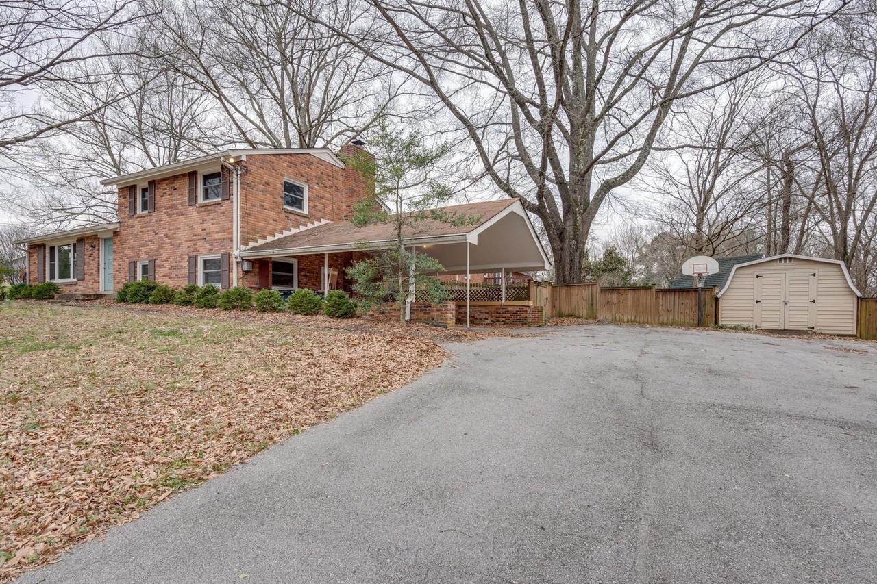 4921 Darlington Dr - Photo 3 of 26