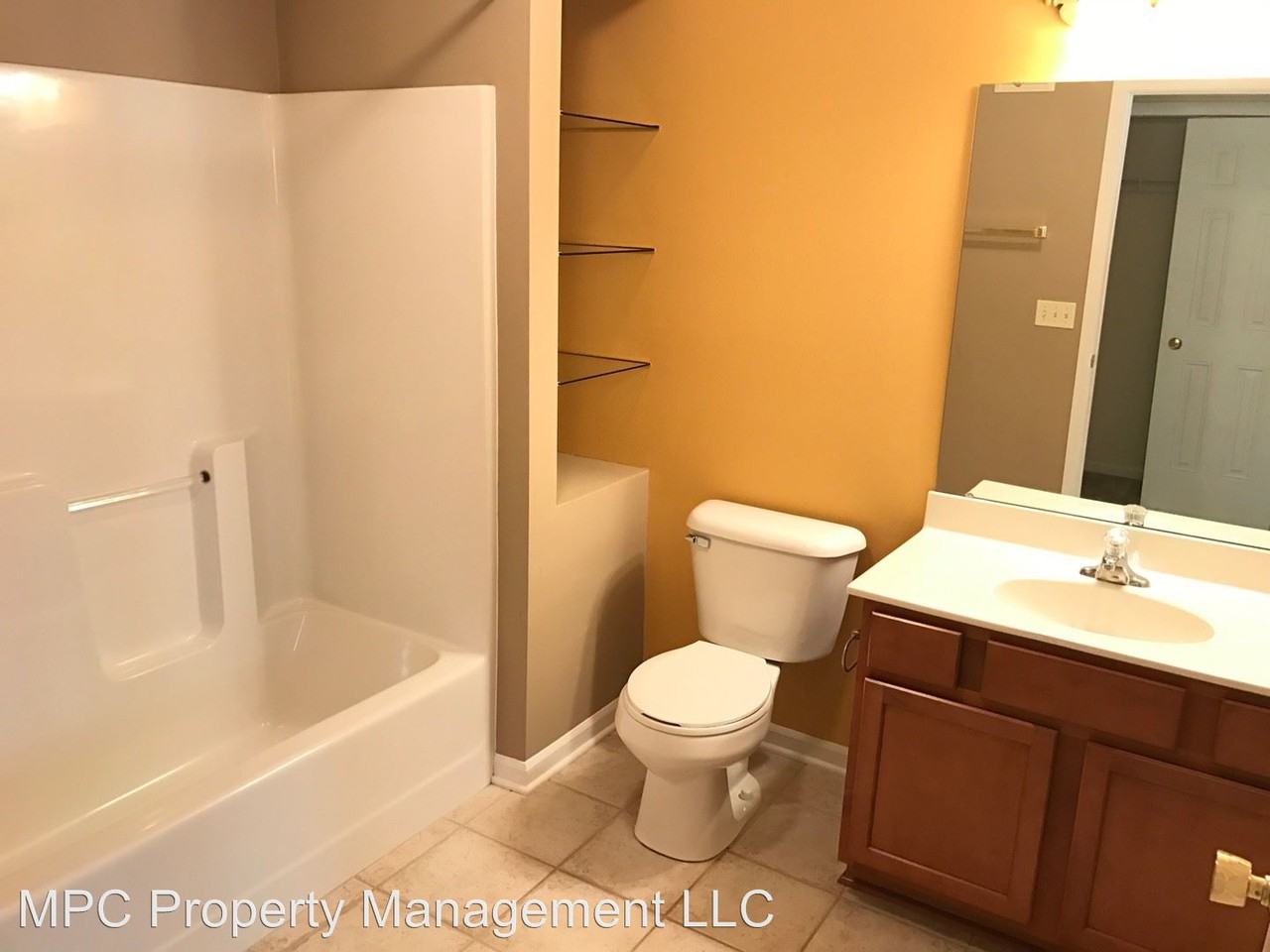 1714 State St #8 - Photo 3 of 6